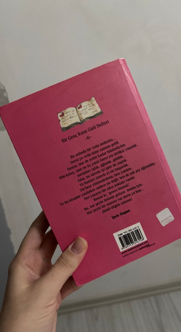 İpek Ongun - Şimdi Düğün Zamanı Romanı - Görsel 2