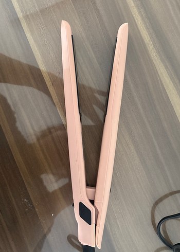 Pastel Pembe Fakir Saç Düzleştirici - Görsel 2