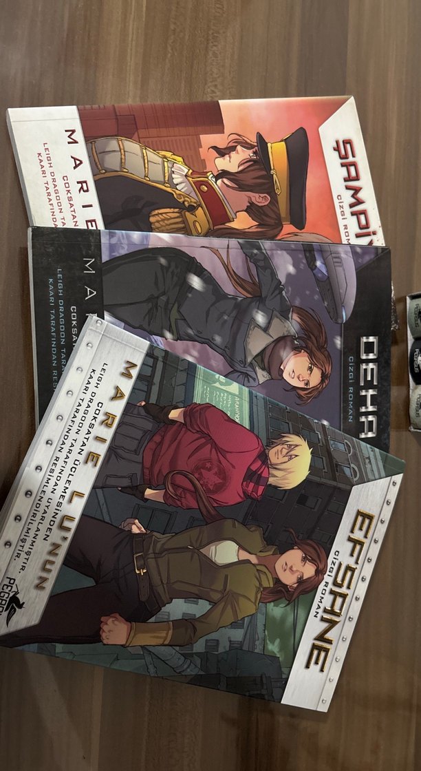 Marie Lu Üçlemesi Kutulu Set - Efsane, Deha, Şampiyon - Görsel 3