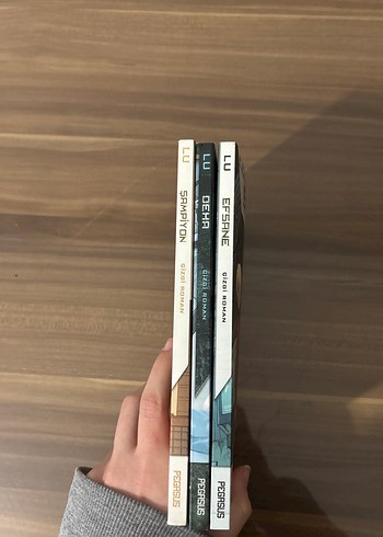 Marie Lu'nun 3'lü Çizgi Roman Seti - Görsel 3