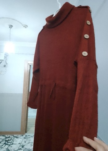 Kadın Kahverengi Yüksek Yakalı Uzun Triko Elbise - Görsel 2