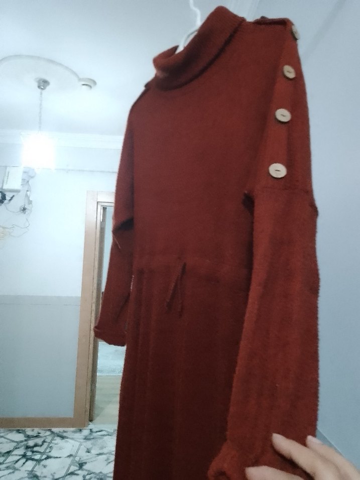 Kadın Kahverengi Yüksek Yakalı Uzun Triko Elbise - Görsel 2