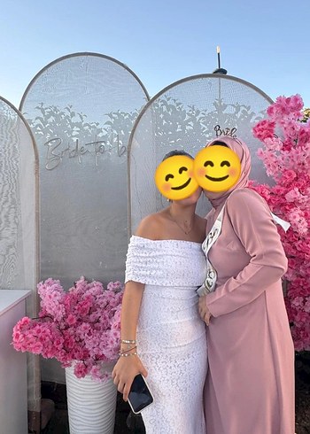 Dantel Detaylı Straplez Midi Beyaz Elbise - Görsel 2