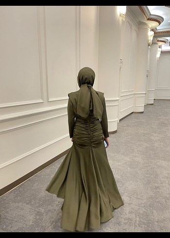 Diğer Klasik Şıklıkta Haki Uzun Drapeli Tesettür Elbise