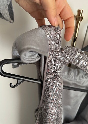 Gri Payetli Drapeli Midi Abiye Elbise - Görsel 6