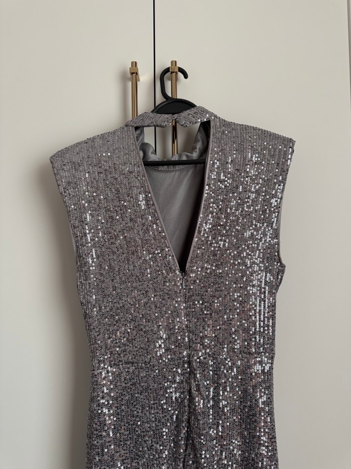 Gri Payetli Drapeli Midi Abiye Elbise - Görsel 5