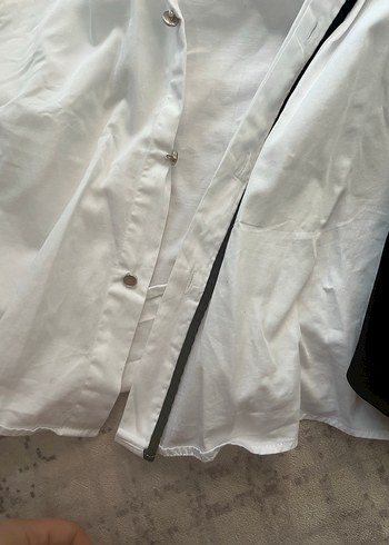 Siyah Düğmeli Yelekli Takım Elbise - Görsel 2