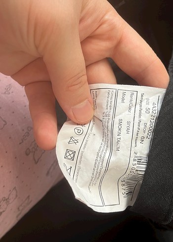 Siyah Düğmeli Yelekli Takım Elbise - Görsel 4