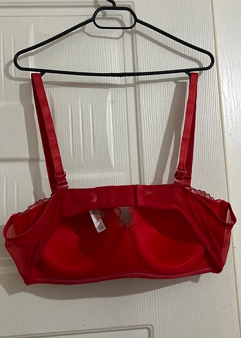 Kırmızı İşlemeli Bohem Büstiyer - Görsel 3