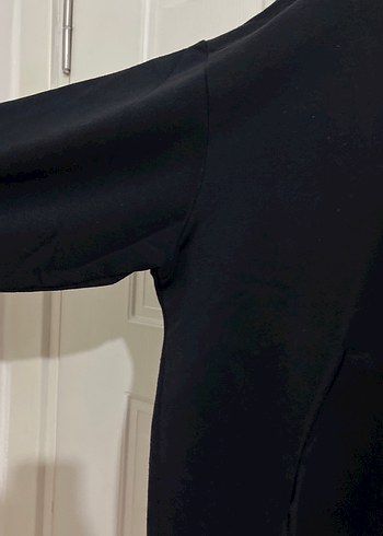 Siyah Kapüşonlu Kadın Sweatshirt - Görsel 2