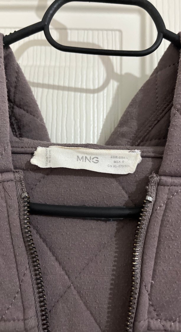 Gri Kapüşonlu Fermuarlı Kadın Ceket - Görsel 2