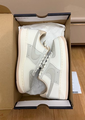 38 Beden Nike air force 1 prm