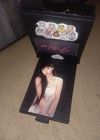 Siyah K-Pop Temalı cep aynası - Görsel 6