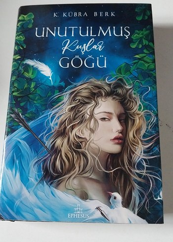 Unutulmuş Kuşlar Göğü - K. Kübra Berk
