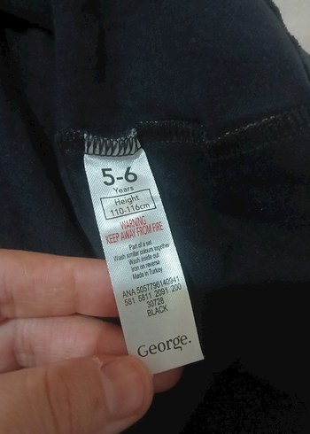 Siyah Nakışlı Kız Çocuk Eteği - Görsel 3