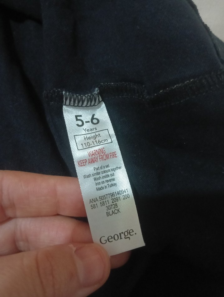 Siyah Nakışlı Kız Çocuk Eteği - Görsel 3