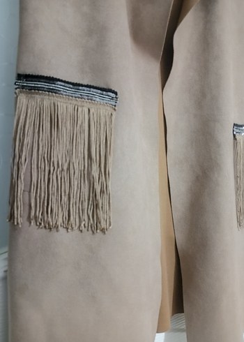 Püsküllü Bej Süet Kolsuz Kadın Yelek - Görsel 3