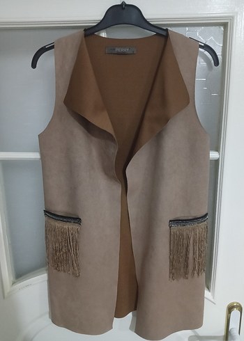 Püsküllü Bej Süet Kolsuz Kadın Yelek - Görsel 2