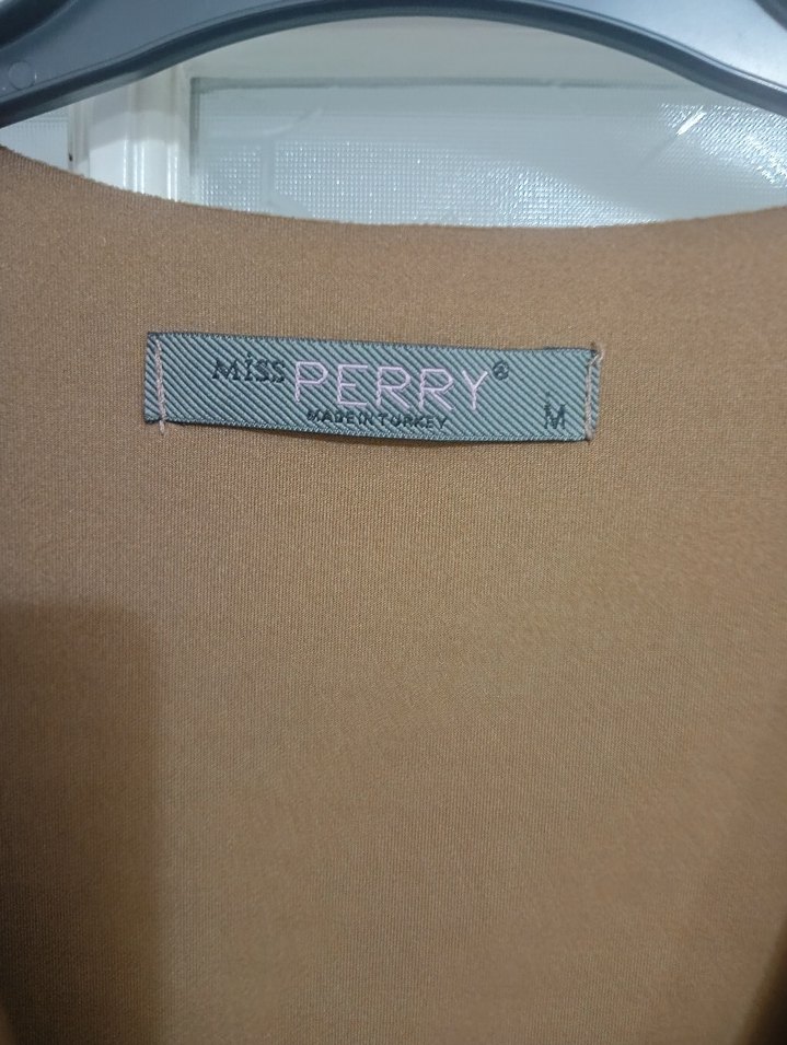 Püsküllü Bej Süet Kolsuz Kadın Yelek - Görsel 4