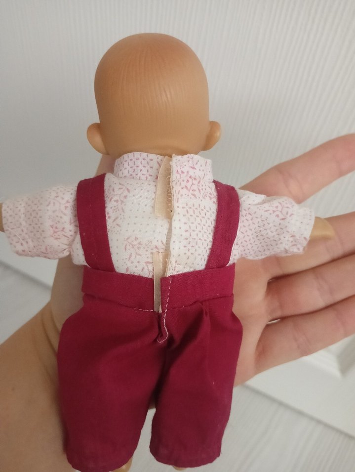 Gloobe  antika oyuncakPembe tulumlu pastel renk bebek oyuncak - Görsel 4