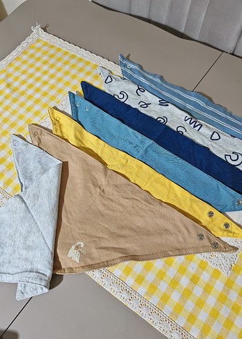 Nakışlı Çok Renkli Bebek Önlüğü - Görsel 2