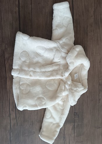 3-6 Ay Beden Kız Çocuk Beyaz Kürk Detaylı Kapüşonlu Mont