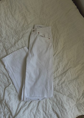 Beyaz Bershka Jean