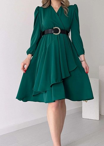 Kemerli Mini Yeşil V Yaka Elbise - Görsel 3