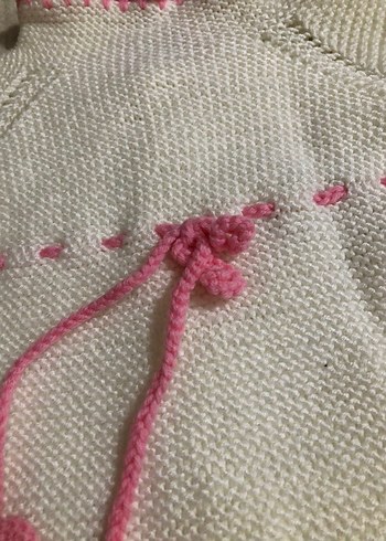 Nakışlı Beyaz Kız Çocuk Örgü Hırka - Görsel 4