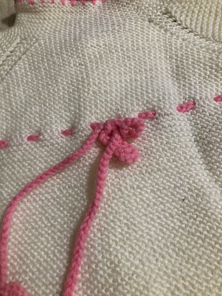 Nakışlı Beyaz Kız Çocuk Örgü Hırka - Görsel 4