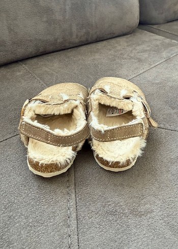 23 Beden camel Renk Next marka Bej unisex Çocuk Süet içi tüylü Terlik