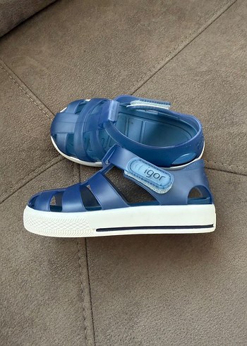22 Beden mavi Renk İgor marka Çocuk Mavi Sandalet