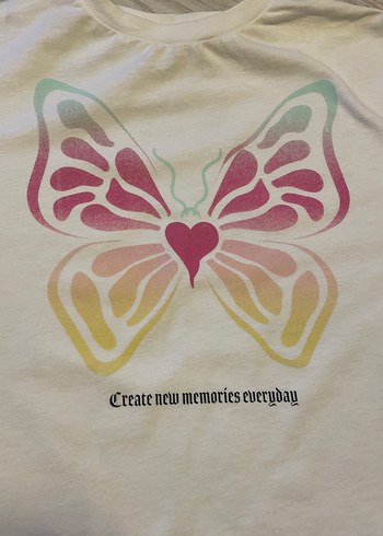 Kız Çocuk Beyaz Kelebek Baskılı Crop Oversize Tişört - Görsel 3