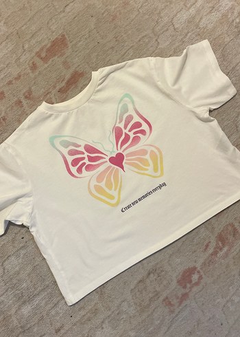 Kız Çocuk Beyaz Kelebek Baskılı Crop Oversize Tişört - Görsel 2