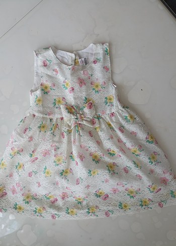 Kız Çocuk Beyaz Çiçekli Dantel Elbise - Görsel 2