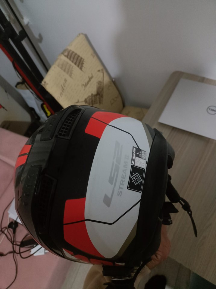 Ls 2 Stream 2 Motosiklet Kaskı sıfır ayarında - Görsel 4