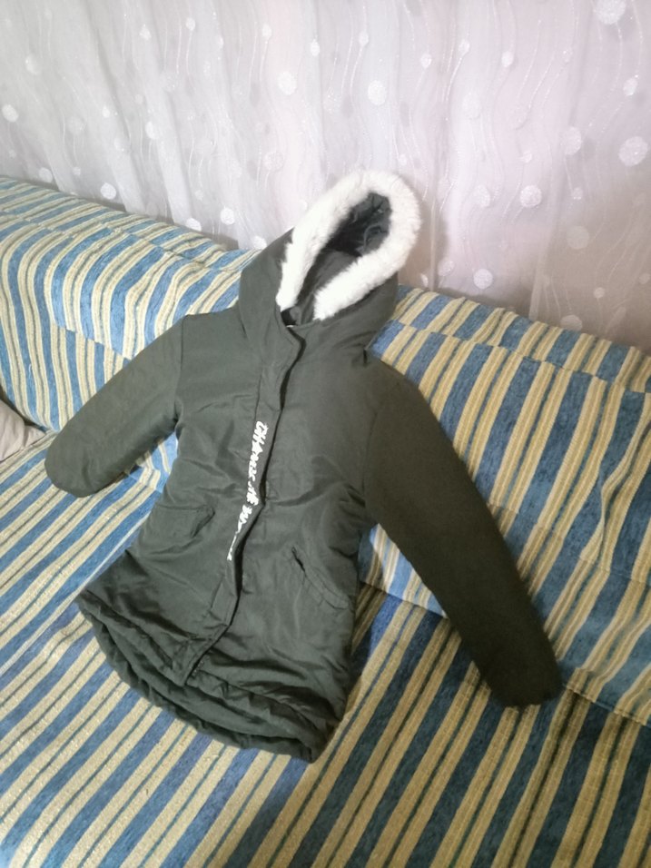 Kürklü Kapüşonlu Kız Çocuk Gri Mont
s beden 9-10 yaş - Görsel 2