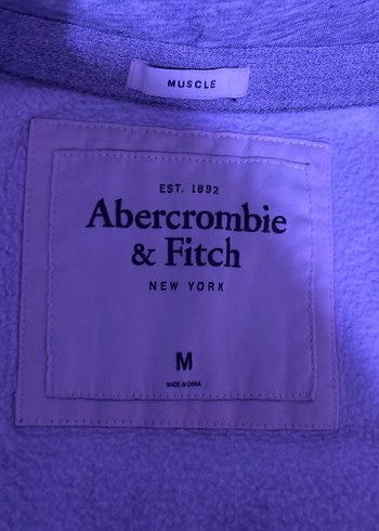 Abercrombie & Fitch m