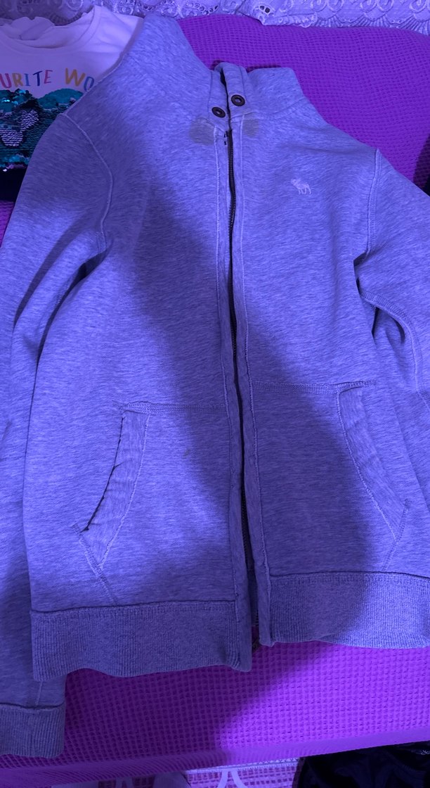 Gri hırka - Görsel 2