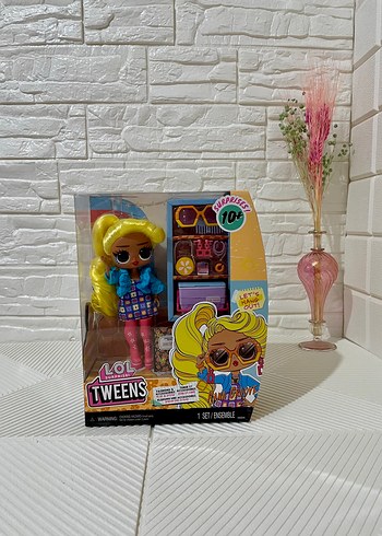 LOL Tweens Sarı Saçlı Bebek