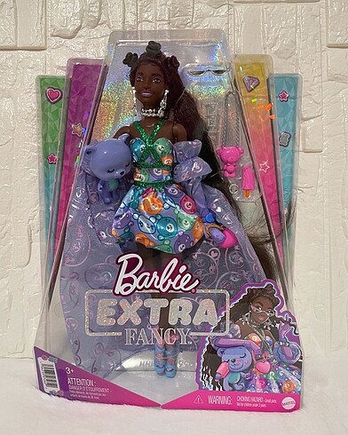 Barbie extra siyahi