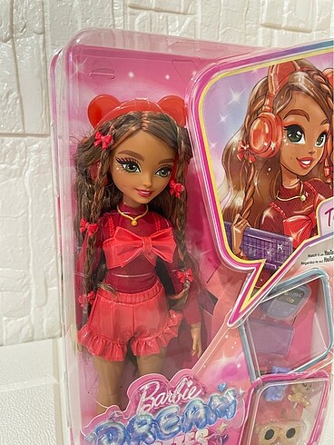  Beden Barbie Dream Besties Teresa
