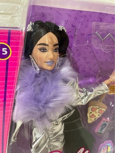  Beden Barbie extra bebegi