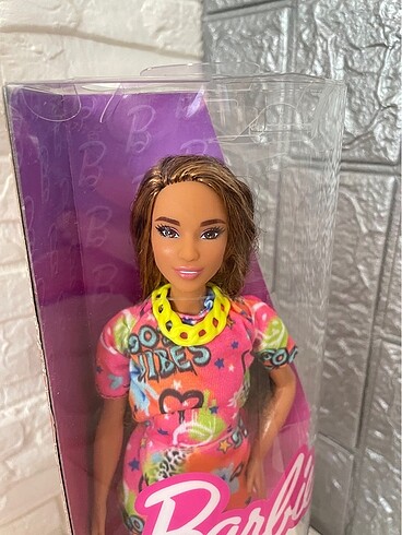  Beden Barbie fashionistas