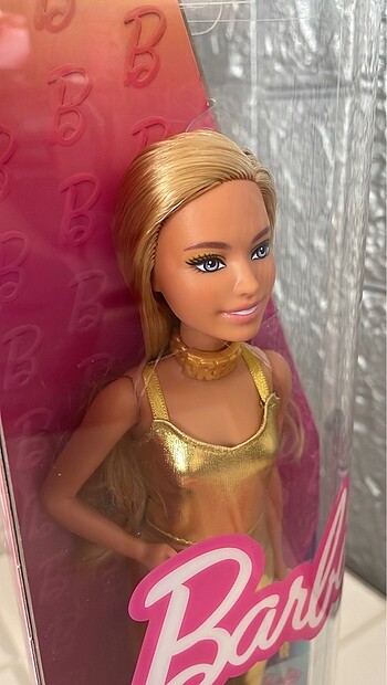 Beden Barbie fashionistas
