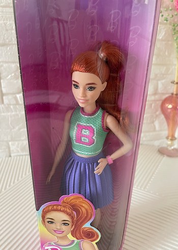Beden Barbie fashionistas