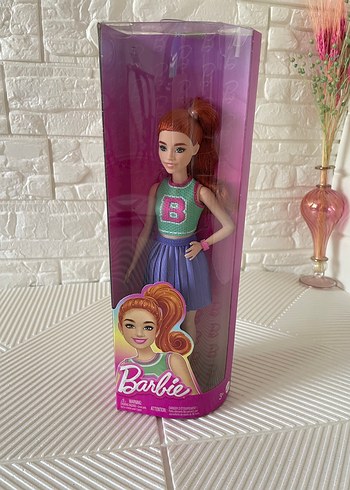 Barbie fashionistas