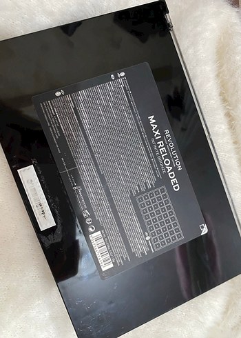 Çok Pigmentli Renkli Koyu Tonlu Göz Farı Paleti - Görsel 4