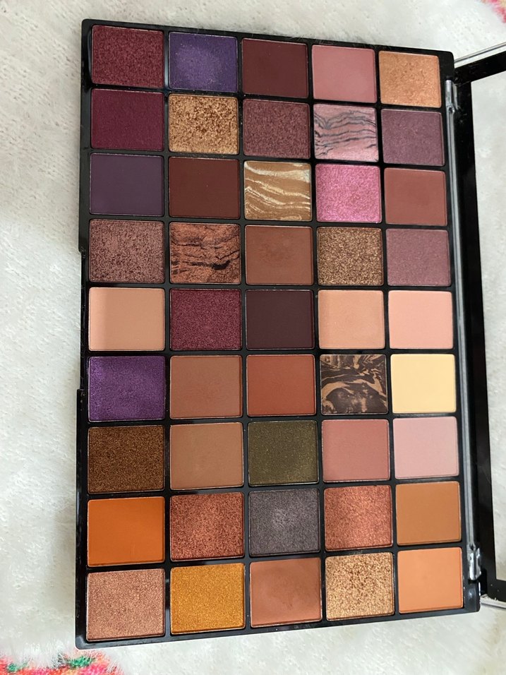 Çok Pigmentli Renkli Koyu Tonlu Göz Farı Paleti - Görsel 3