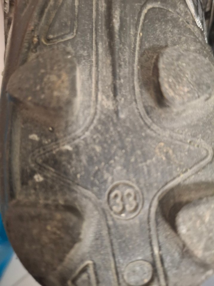 Gri Erkek Futbol Ayakkabısı Velcro Detaylı - Görsel 3